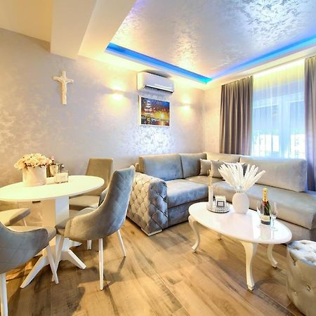 Luxury Apartments Jf Раб Экстерьер фото